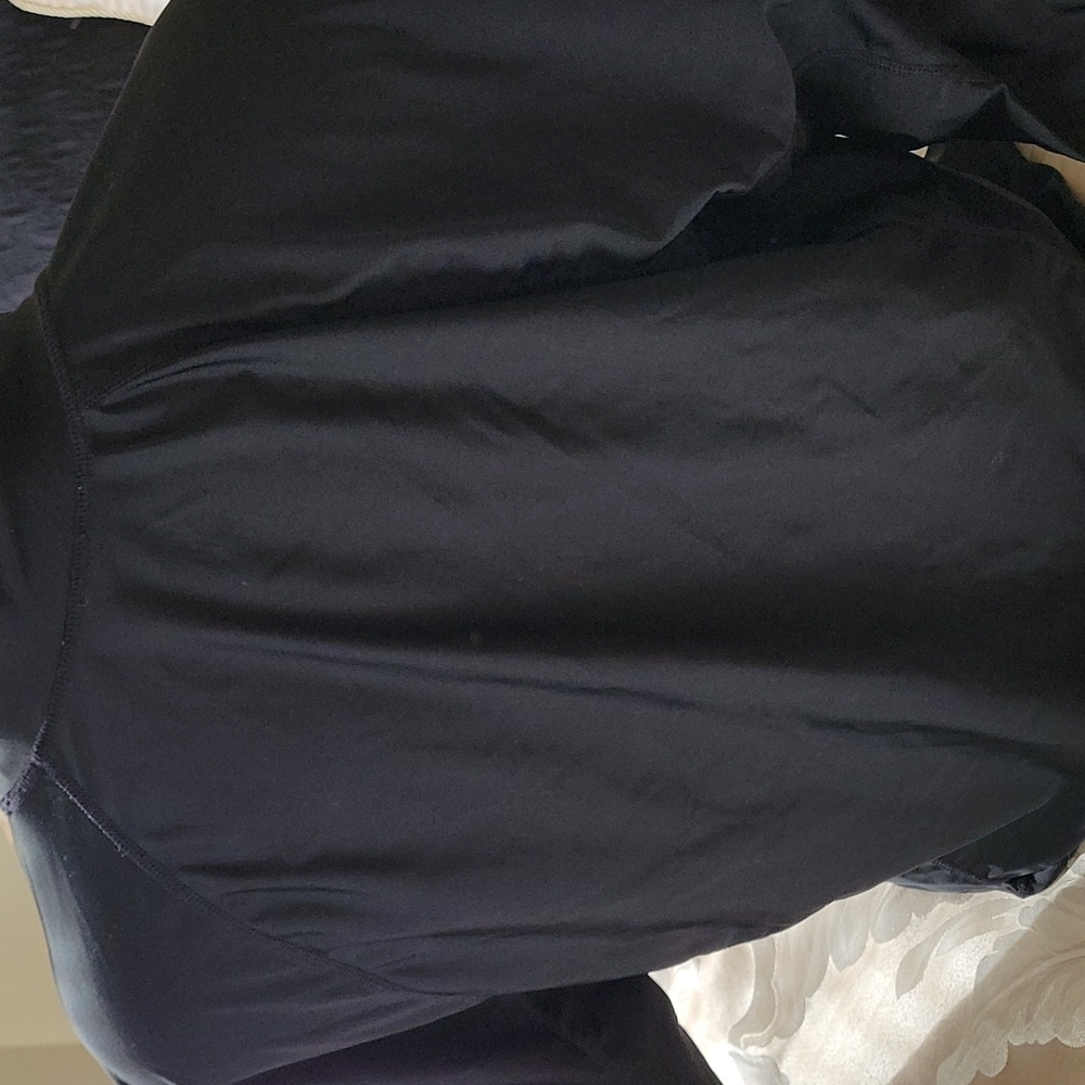 Top - Picture 3 of 8